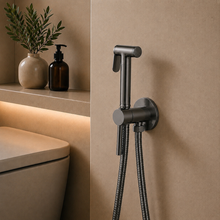 Douchette WC hygiénique avec flexible et support mural – Bellacqua Nettuno — vue 10